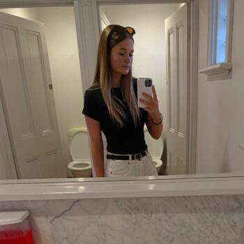 Babysitter in Millicent: Mollie