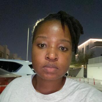 Nanny in Doha: Nicoline