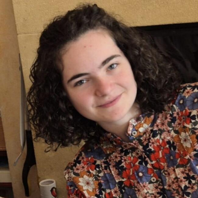 Babysitter in Cergy: Isaure