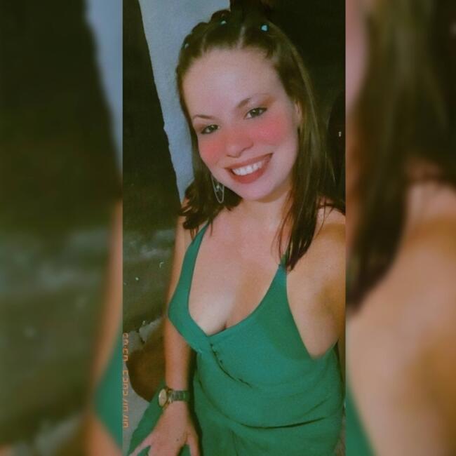 Babysitter in Maricá: Adrielen