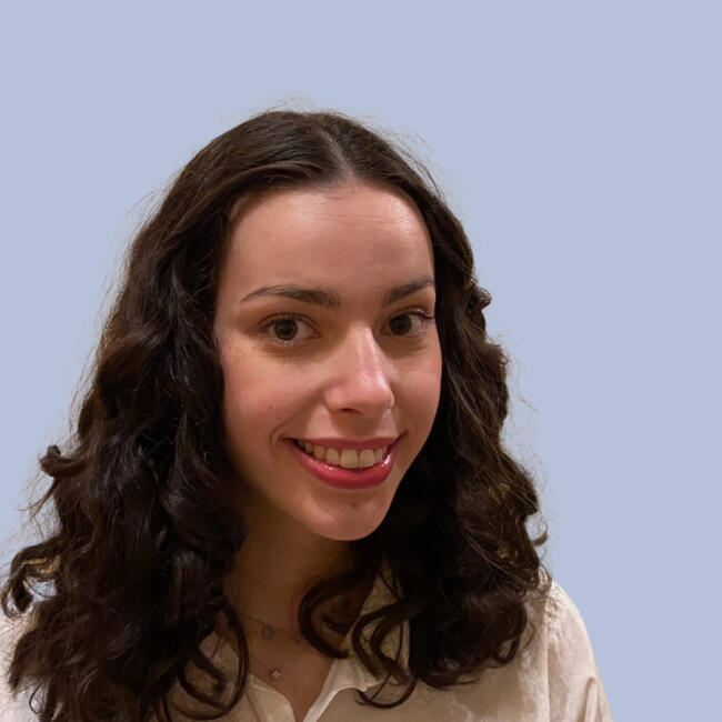 Babysitter in Bordeaux: Clémence