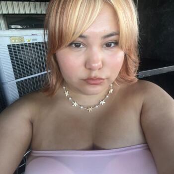 Babysitter in San Fernando: Alyx N.