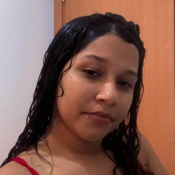 Babysitting job in Uberlândia: babysitting job Evellyn