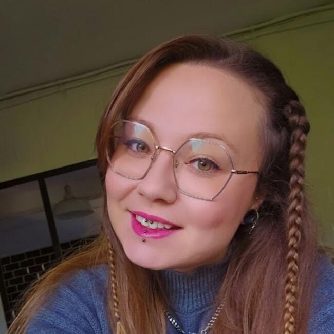 Babysitter in Calais: Angeline