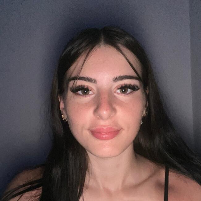 Babysitter in Grenoble: Louna