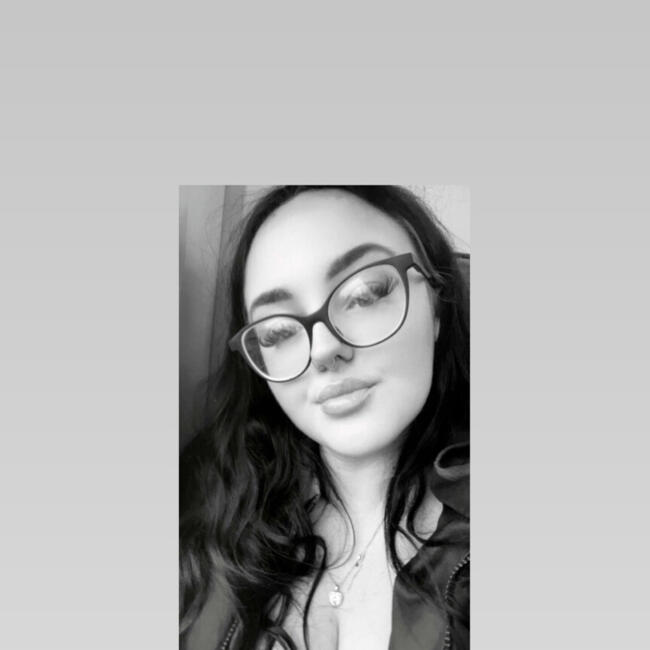 Babysitter in Preston: Chloe