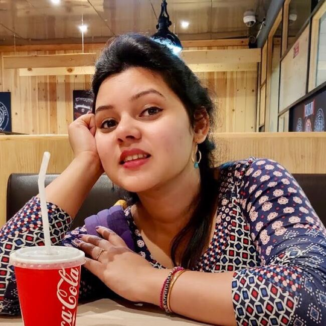 बंगलौर में बेबीसिटिंग की नौकरी: Oindrila