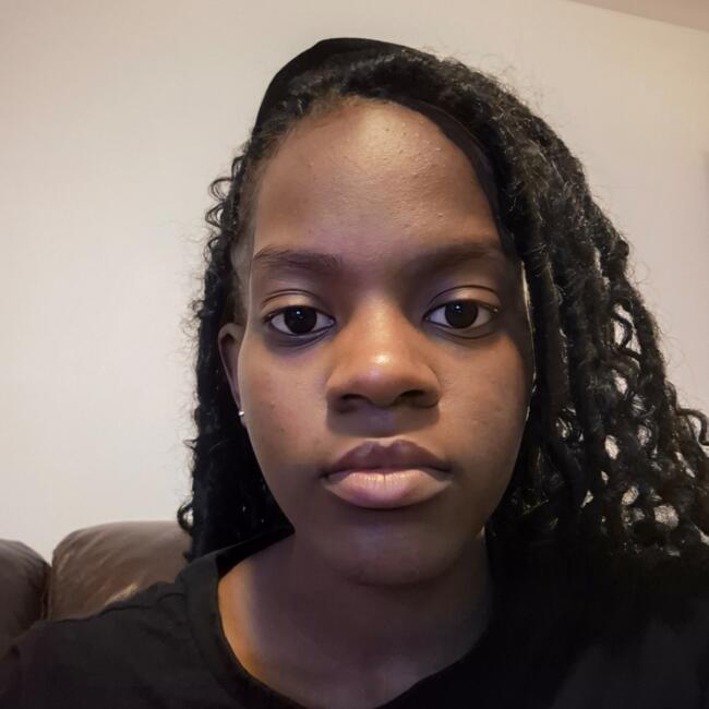 Babysitter in Sutton: Precious