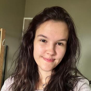 Babysitter in Condé-sur-Suippe: Léanna