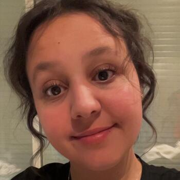 Babysitter in Monistrol-sur-Loire: Inès