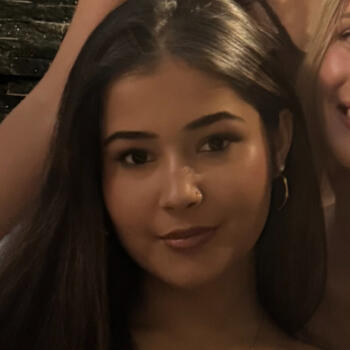 Babysitter in Melbourne: Lou