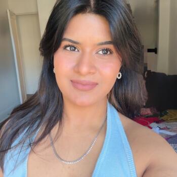 Nounou à Victoria: Amrit