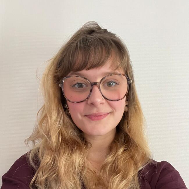 Babysitter in Darnétal: Candyce