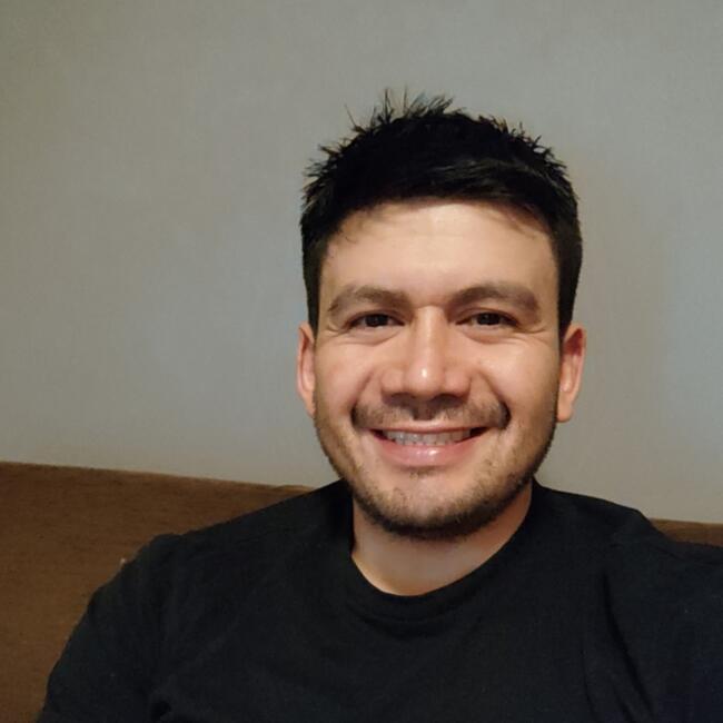 Trabajo para niñera en Cuenca: Oscar