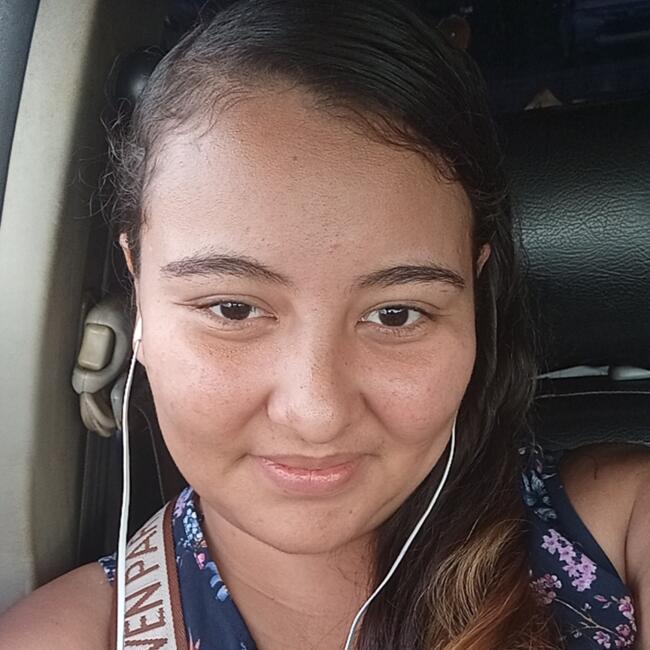 Babysitter in Burunga: Yaesuri Saray Tello Aparicio