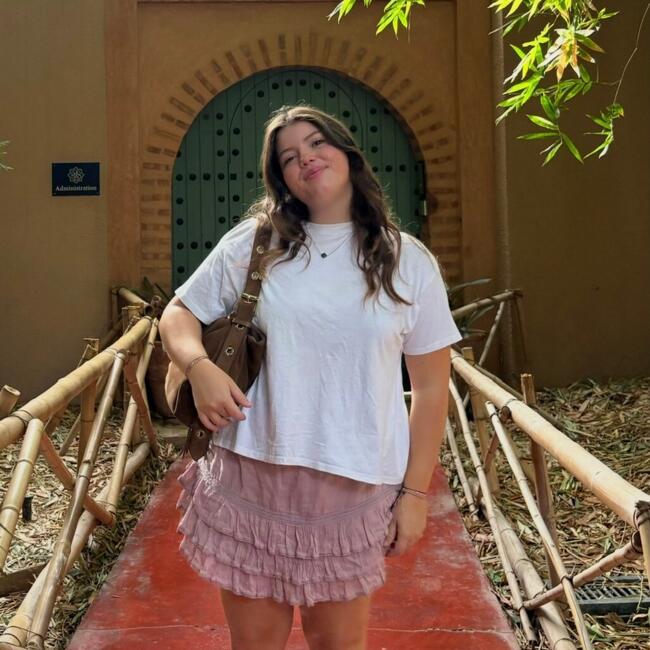 Babysitter in Nice: Jade