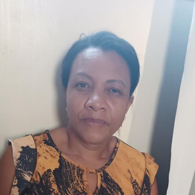 Babá em Brasília: Marilene