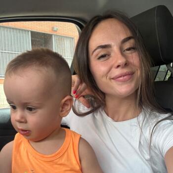 Trabajo de canguro en Madrid: trabajo de canguro Julia