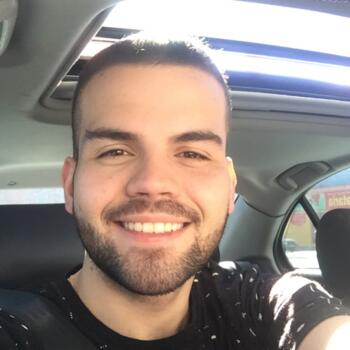 Emprego de babá em Blumenau: emprego de babá Lucas