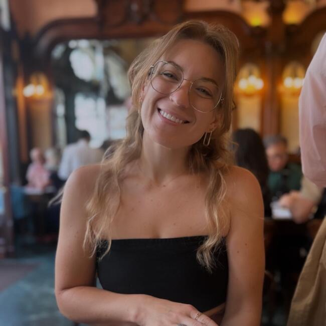 Babysitting job in Porto: Aimee