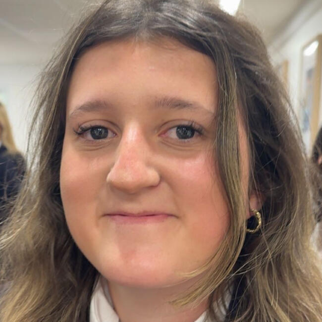 Babysitter in Edinburgh: Amber