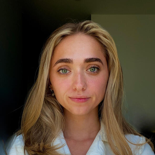 Babysitter in Dublin: Charlotte