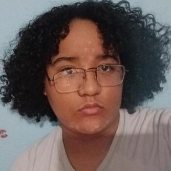 Babysitter in Cuiabá: Ana Júlia
