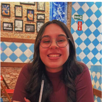 Babá Hortolândia: Juliana