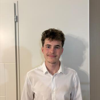 Babysitter in Aytré: Axel