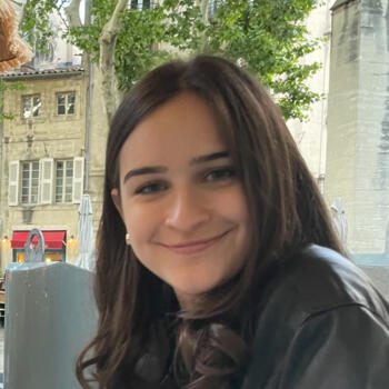 Babysitter in Dardilly: Marie