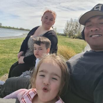 Babysitting job in Ashburton: babysitting job Savannah