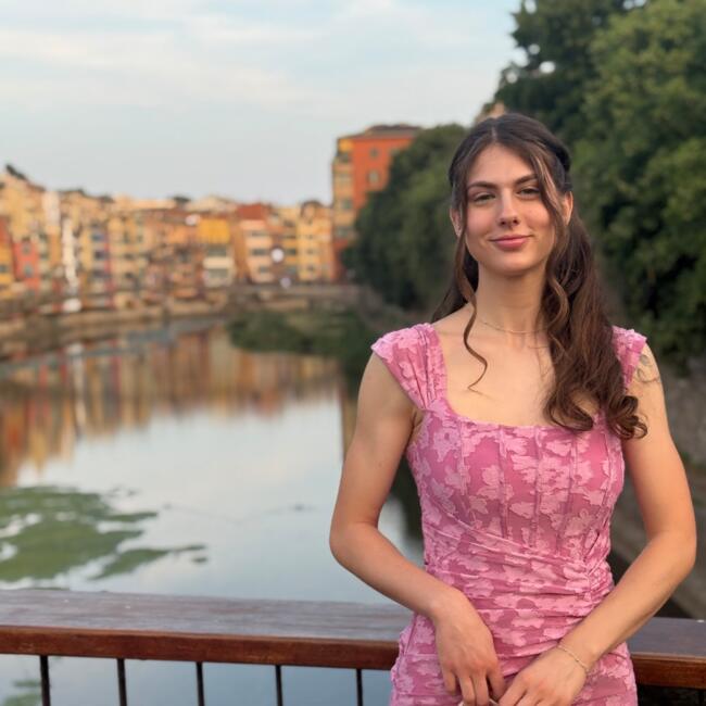 Canguro en Bañolas: Clàudia