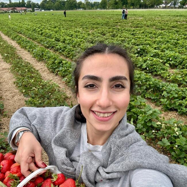 Babysitter in Berlin: Sahar