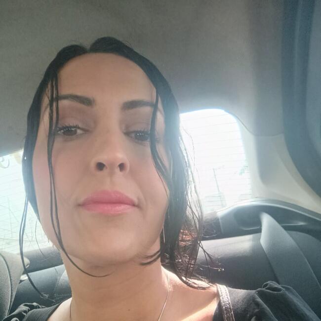Babá em Betim: Valéria