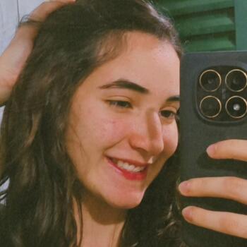 Babysitter Brasília: Eriem Nicacia