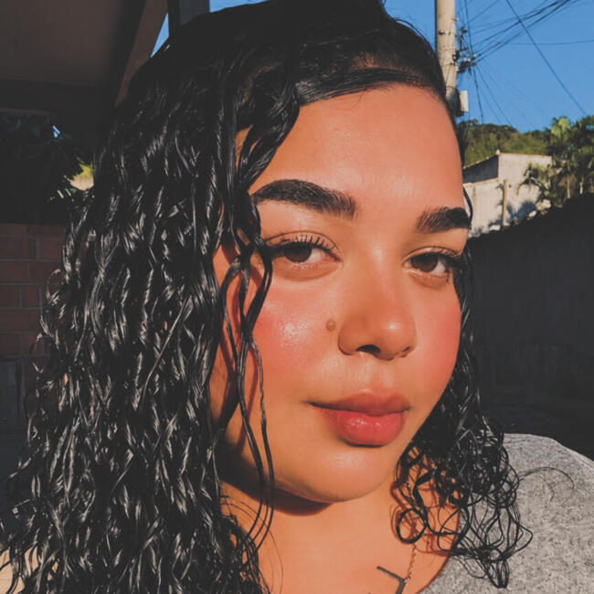 Babá em São Pedro da Aldeia: Emilly
