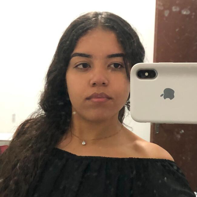 Babysitter in Uberlândia: Maria