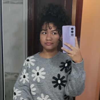 Babysitter in Vialonga: Erika