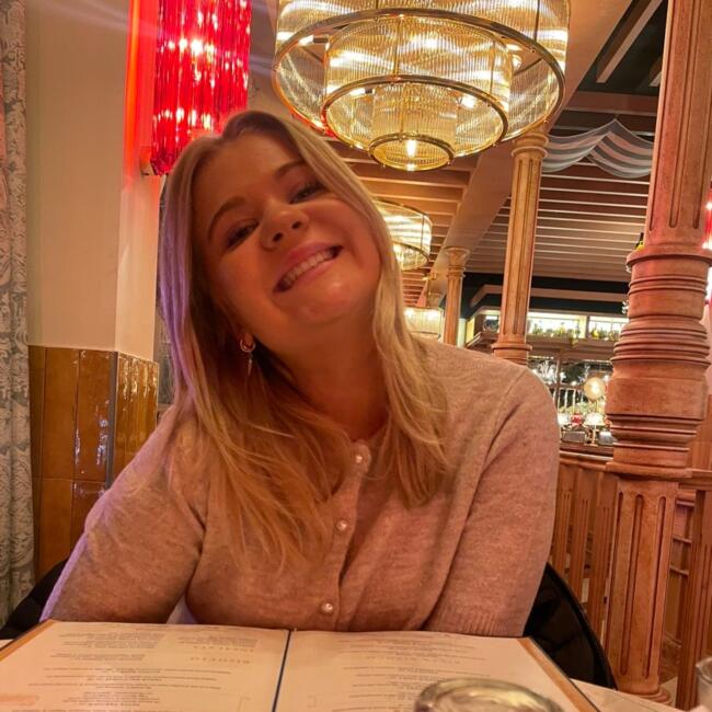 Babysitter in Valbo: Hilda