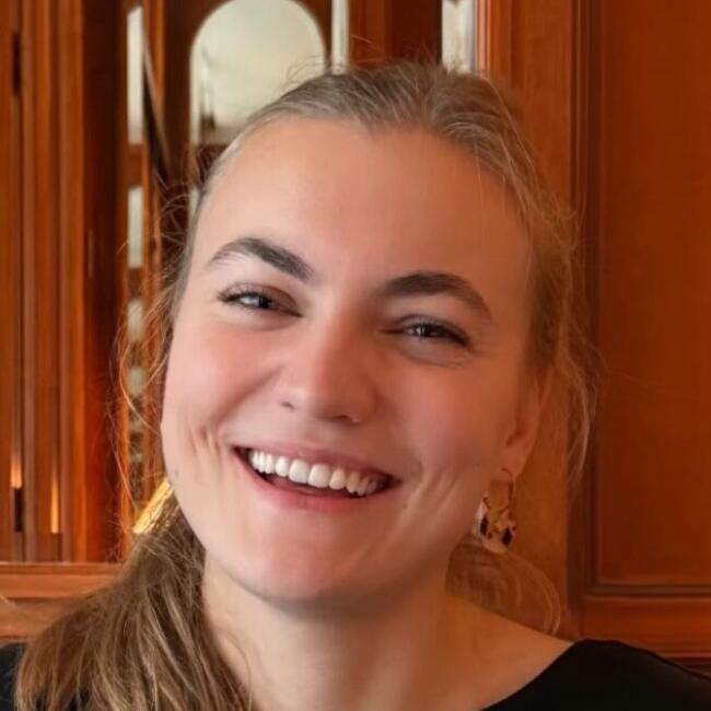 Babysitter in Levallois-Perret: Marie