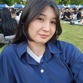 Babysitter in Suwon: Shaxzoda