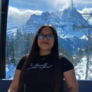 Babysitter in Lyon: Rocío valeria