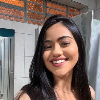 Babá em Brasília: Rosivania