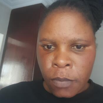 Babysitting job in Johannesburg South: babysitting job Nomathemba