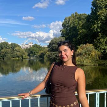 Babysitter in Elche: Carmen