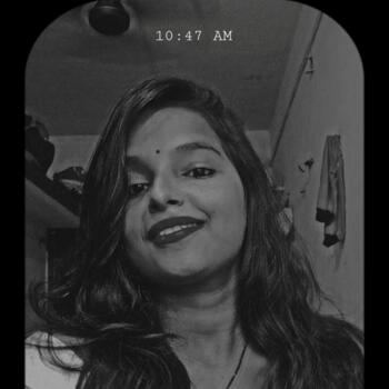 Babysitter in Surat: Anushka