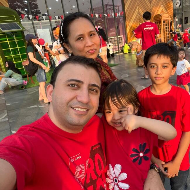 Lowongan pekerjaan babysitting di Kota Tangerang: Heny