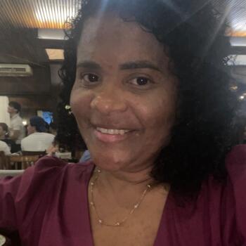 Babá em Niterói: Fernanda