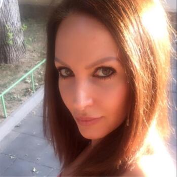 Детегледачка в Плевен: Elena