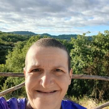 Babysitter in Dampremy: Carmelina